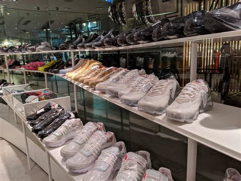 secret sneaker store sydney photos